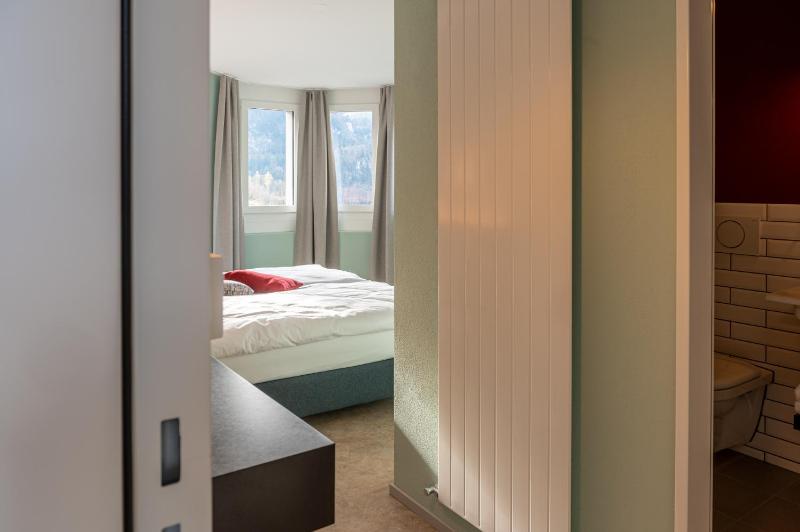 Standard Double or Twin Room image 4