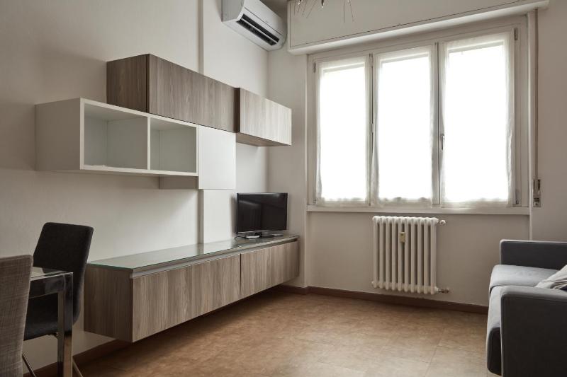 One-Bedroom Apartment - Annex image 4