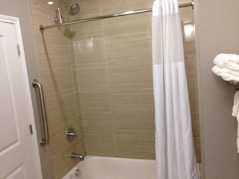 Double Room image 2