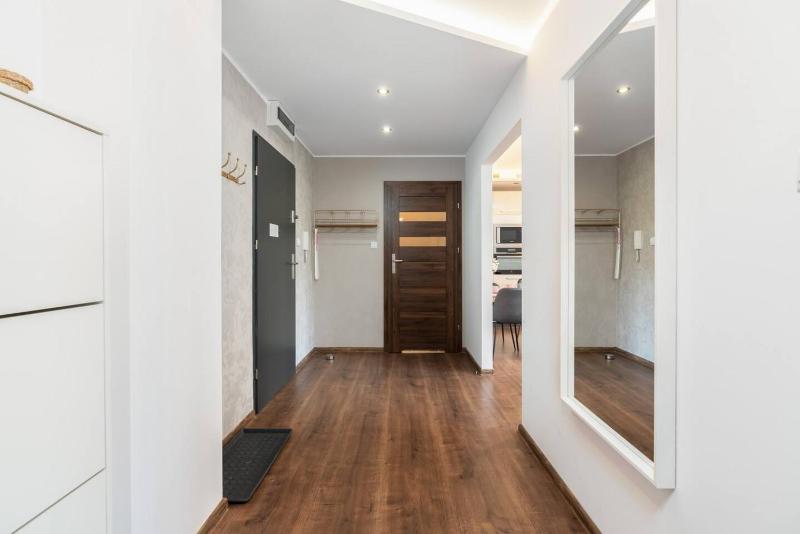 Kosińskiego Apartament Poznań by Noclegi Renters - image 19