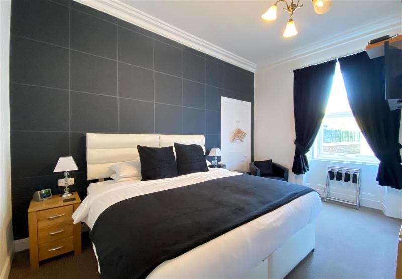 Double Room Ground floor image 1