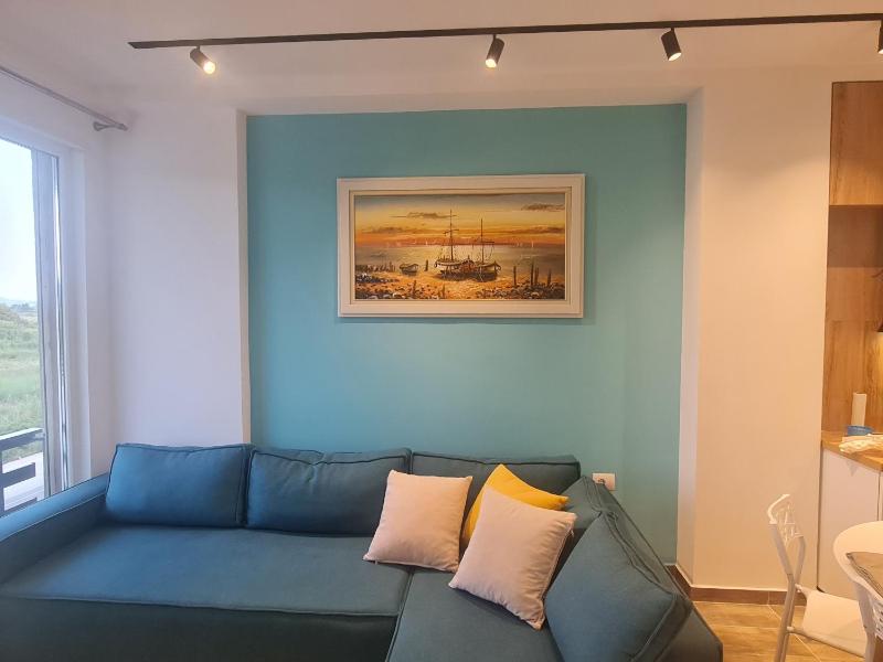 Teal Apartment - image 1