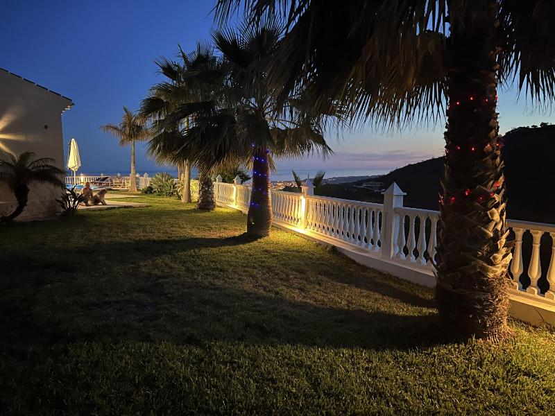 Villa with Sea View image 2
