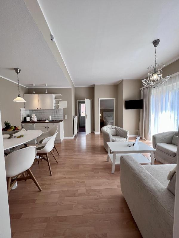 Triple Room Apartment - Lake Side image 1