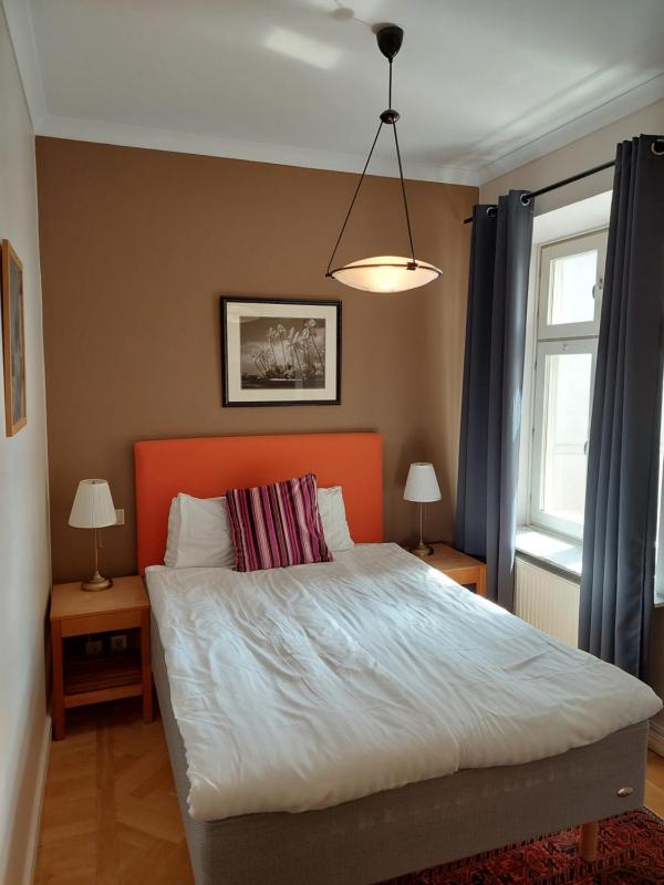Small Double Room image 2