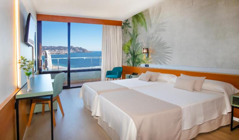 Superior Double Room image 1
