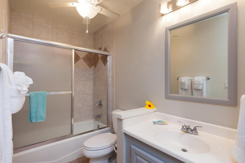 Country Club Villas 219 - image 6