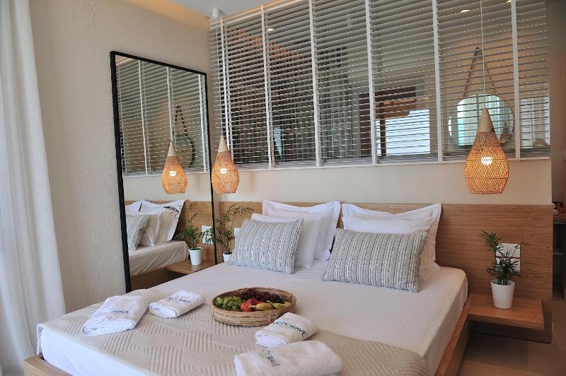 Salty Wave Suites - image 36
