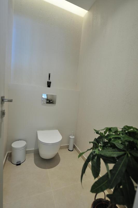 Salty Wave Suites - image 41