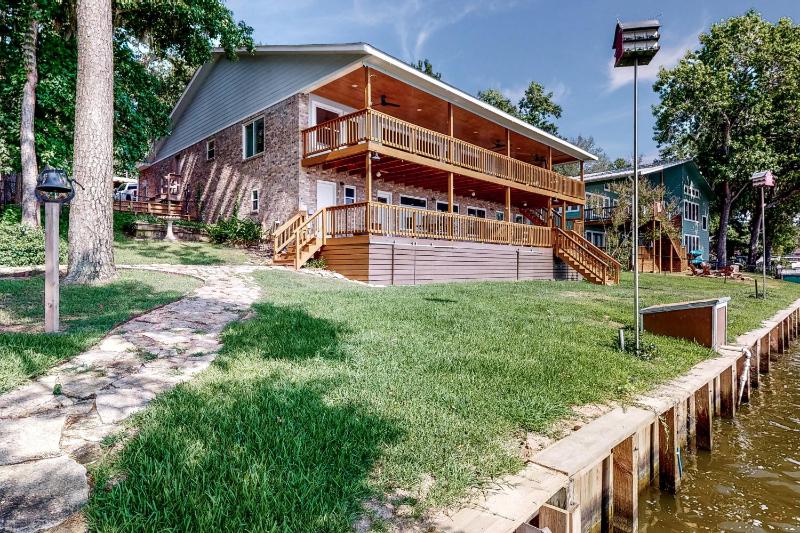 Lakefront Life Images