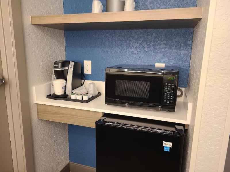 Standard Room image 3
