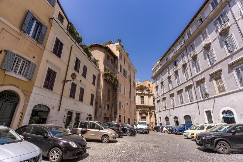 Costaguti 36 Apartment - image 6