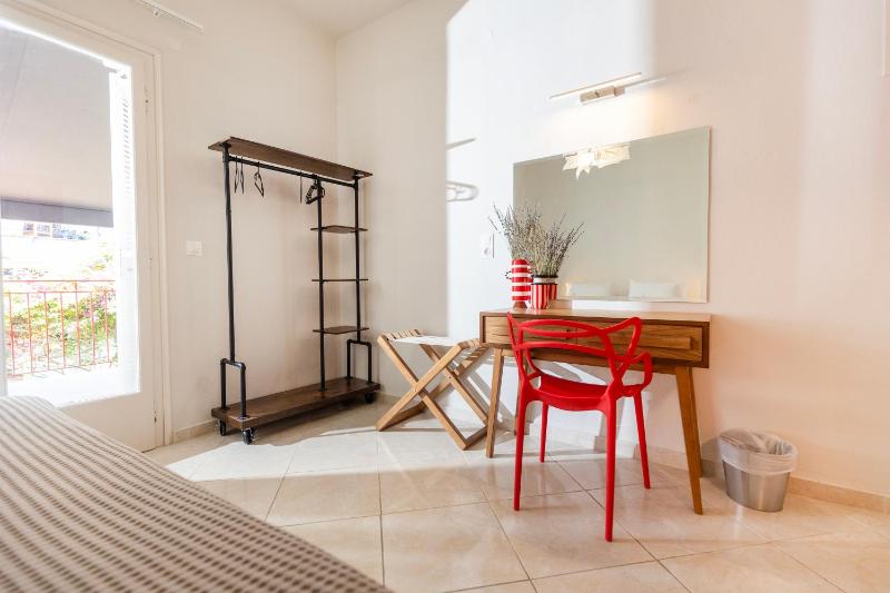 Mondrian Guest House - image 15