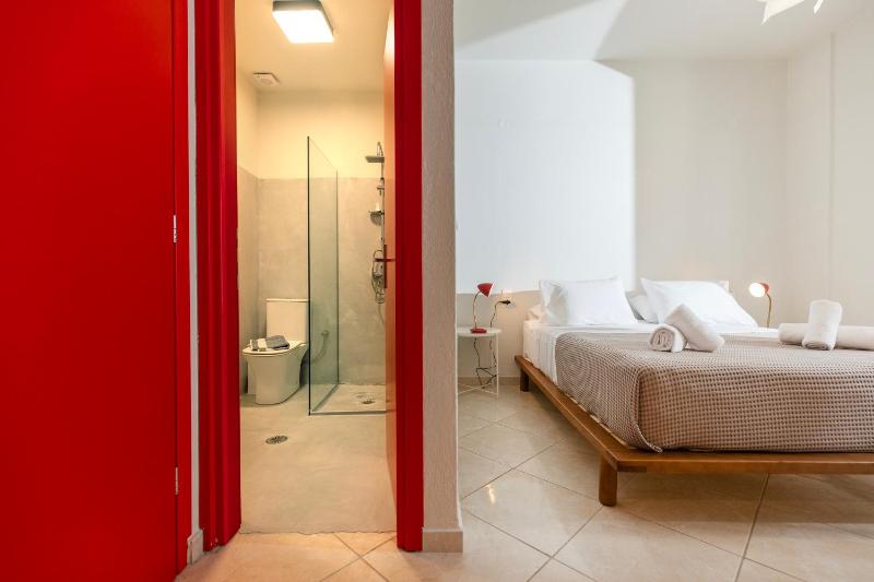 Mondrian Guest House - image 4