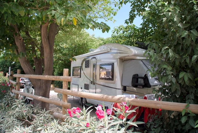 Camping L' Arlesienne - image 6