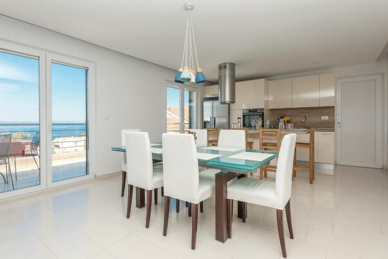 Villa Dante with sea view & private pool - image 6