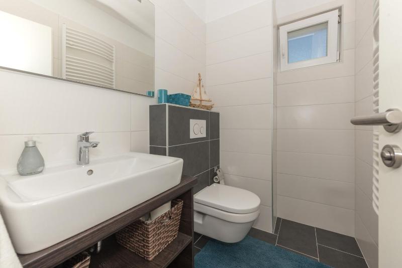 Villa Dante with sea view & private pool - image 25
