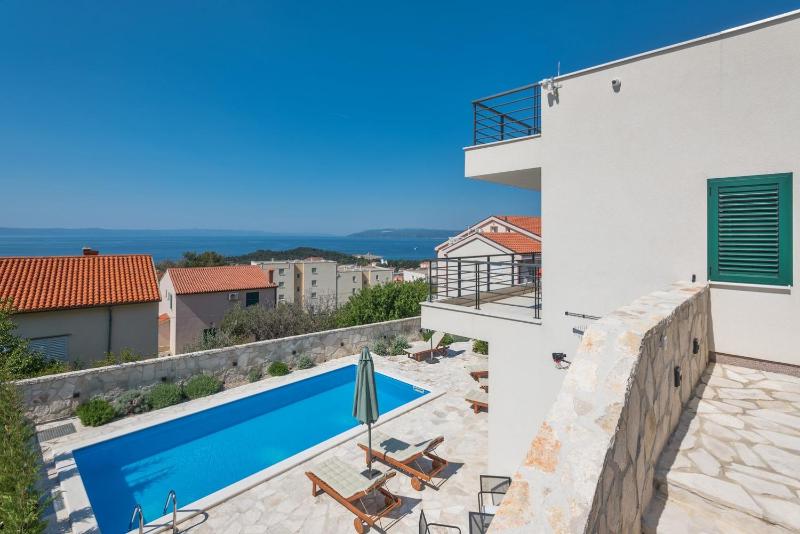 Villa Dante with sea view & private pool - image 32