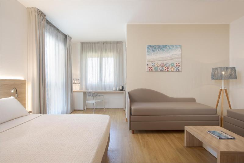 Junior Suite image 3