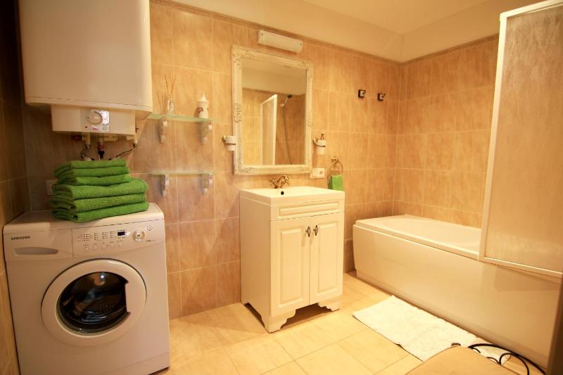 Two-Bedroom Holiday Home image 4