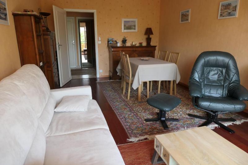 Cosy cocoon with terrace near the sea - image 10