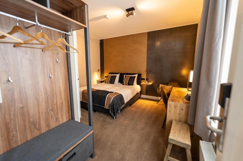 Comfort Double or Twin Room image 1