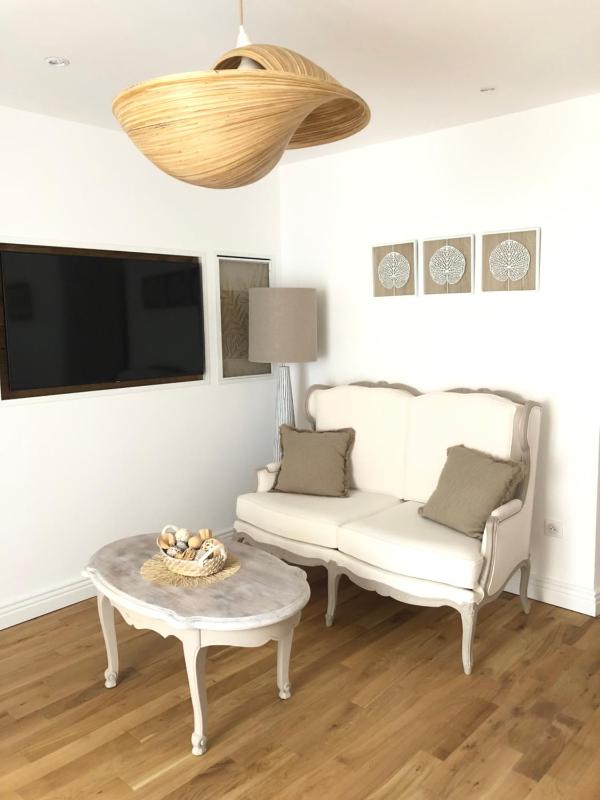 Queen Room image 2