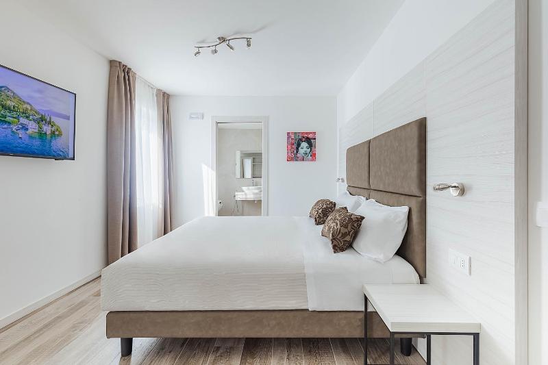 Superior Double or Twin Room image 1