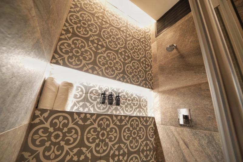 Ontico Urban Design Hotel - image 11