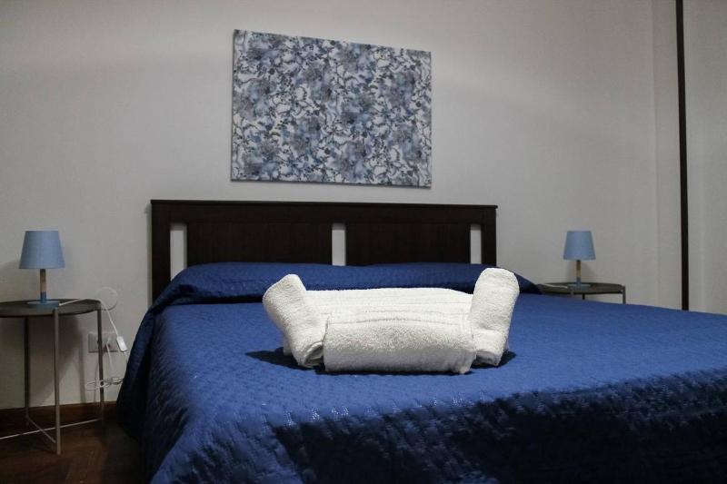 Alexander House - image 31