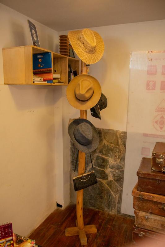 Anata Hostal - image 14