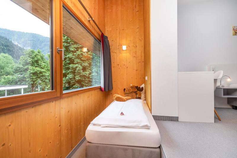 Comfort Triple Room image 3