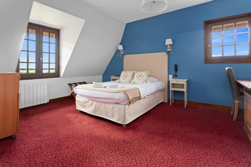 Standard Double Room image 1