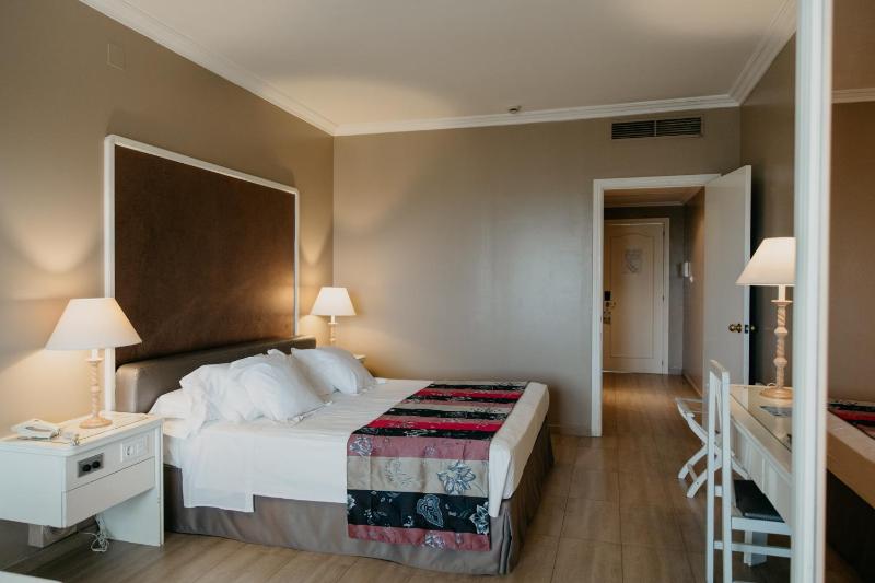 Double Room image 1