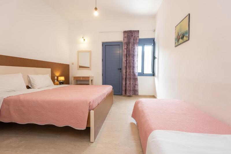 Triple Room image 1