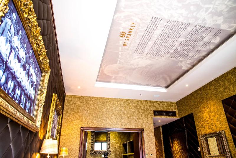 Luxury Studio (Sleeping 4) image 3