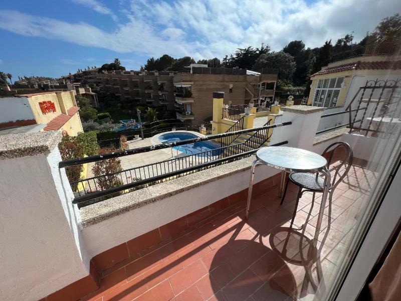 Apartaments Monjardí - image 38