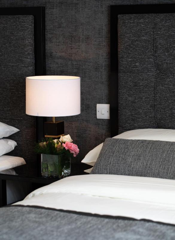 Standard Double or Twin Room image 4