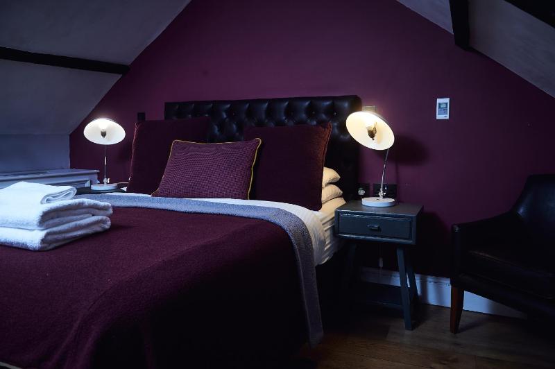 Double Room image 2