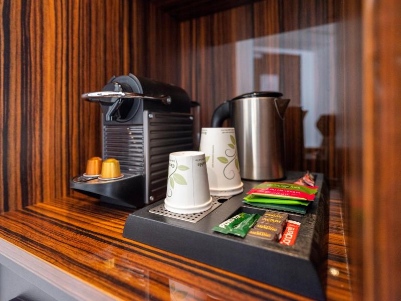 Superior Suite image 3