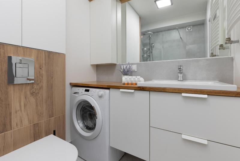 Stylish Apartment Warsaw Downtown by Noclegi Renters - image 3