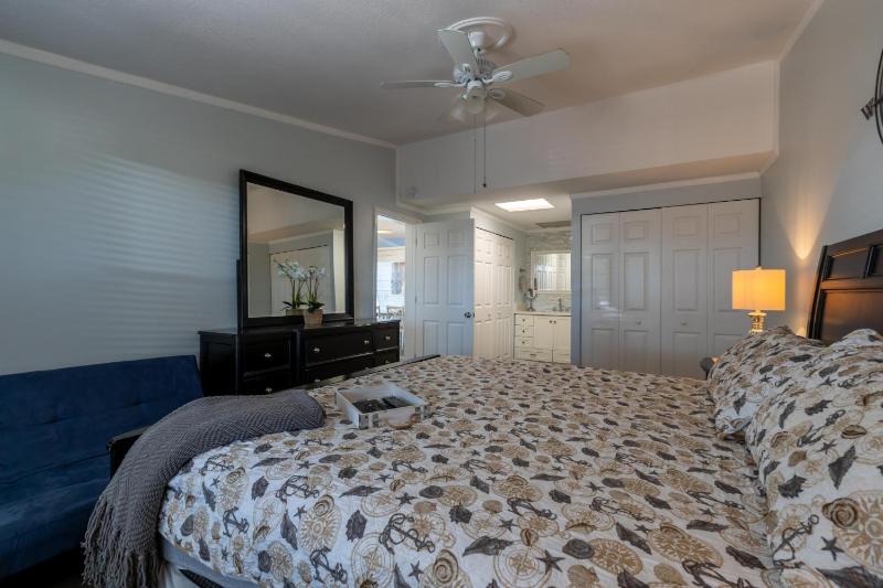 Dolphin Cove Cottage -22 & Pet Friendly! - image 20