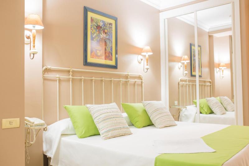 Hotel RF Astoria - Adults Only - image 17