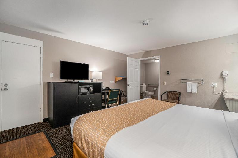King Room - Mobility Access/Non-Smoking image 4