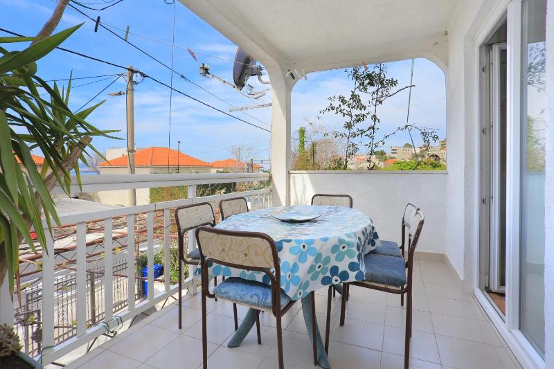 Apartments by the sea Orij Omis - 7534 - image 10