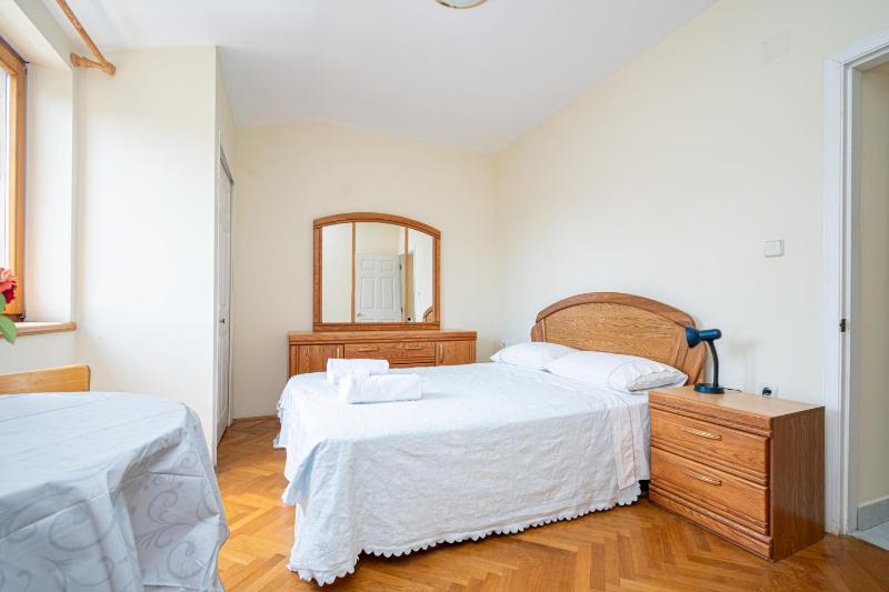 Triple Room image 1