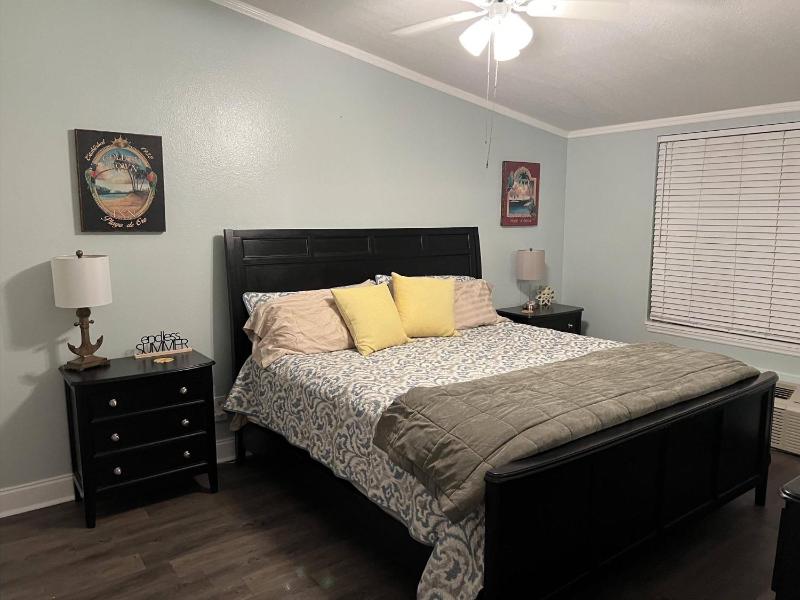 Dolphin Cove Cottage -22 & Pet Friendly! - image 18