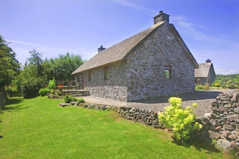Two-Bedroom Cottage - MacDonald image 4