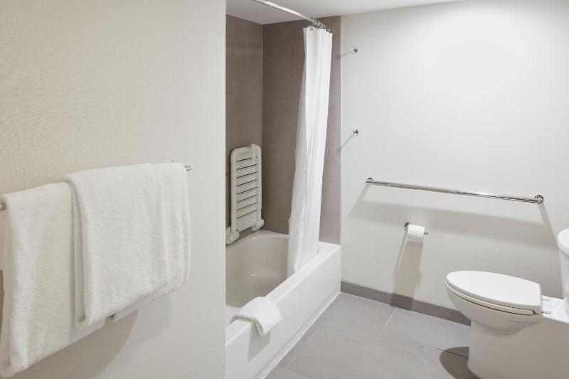 Sheraton Virginia Beach Oceanfront Hotel - image 42