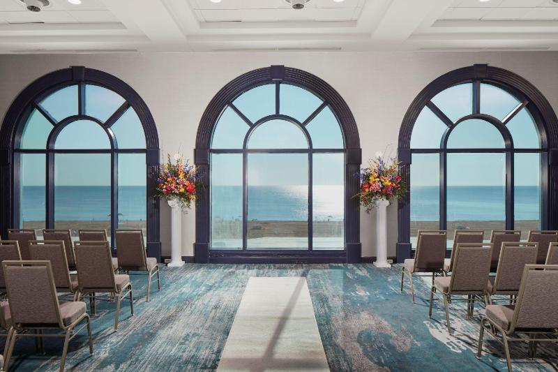 Sheraton Virginia Beach Oceanfront Hotel - image 8
